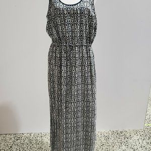 Michael Kors | Beautiful Navy Blue & White Abstract Maxi Dress | Size M